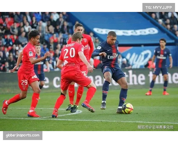 第13轮瓦伦西亚1比0小胜莱万特 主场拿下宝贵三分